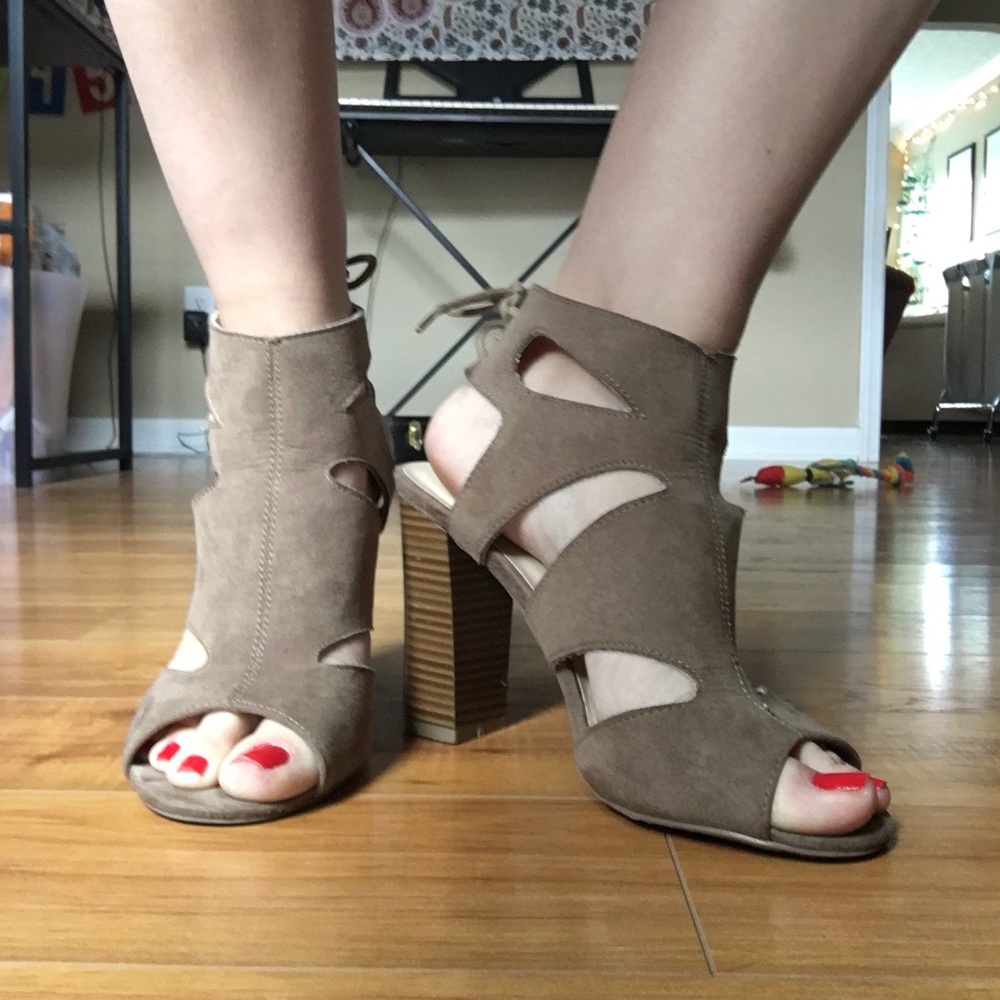 Charlotte Russe Tan Strappy Block Heel w/ Peep Toe